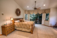 RedAwning Cold Creek Court Holiday home